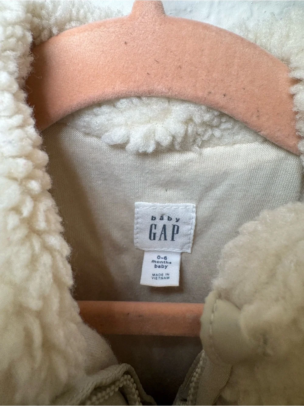 GAP Baby Sherpa Fleece Full Zip Jacket Beige Unisex 0-6 Months Fall/Winter